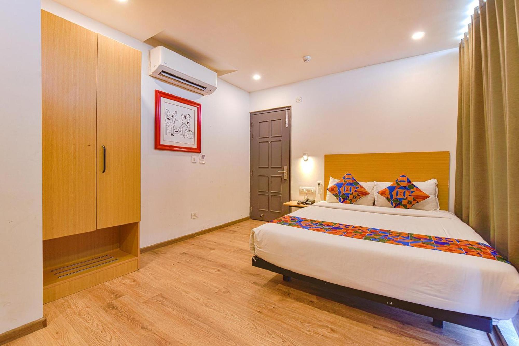 Fabhotel Ny Townhouse Ahmadábád Kültér fotó