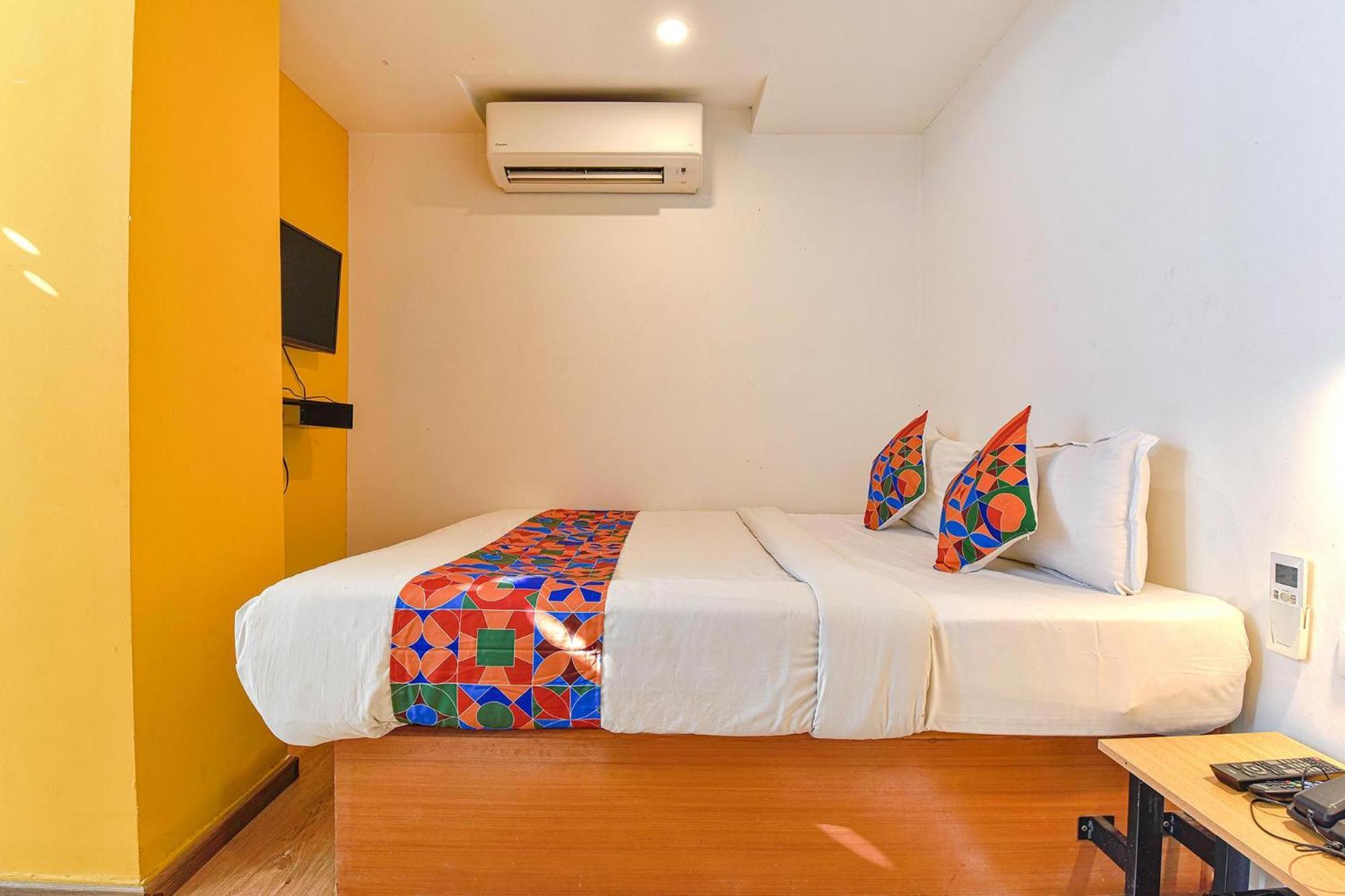 Fabhotel Ny Townhouse Ahmadábád Kültér fotó