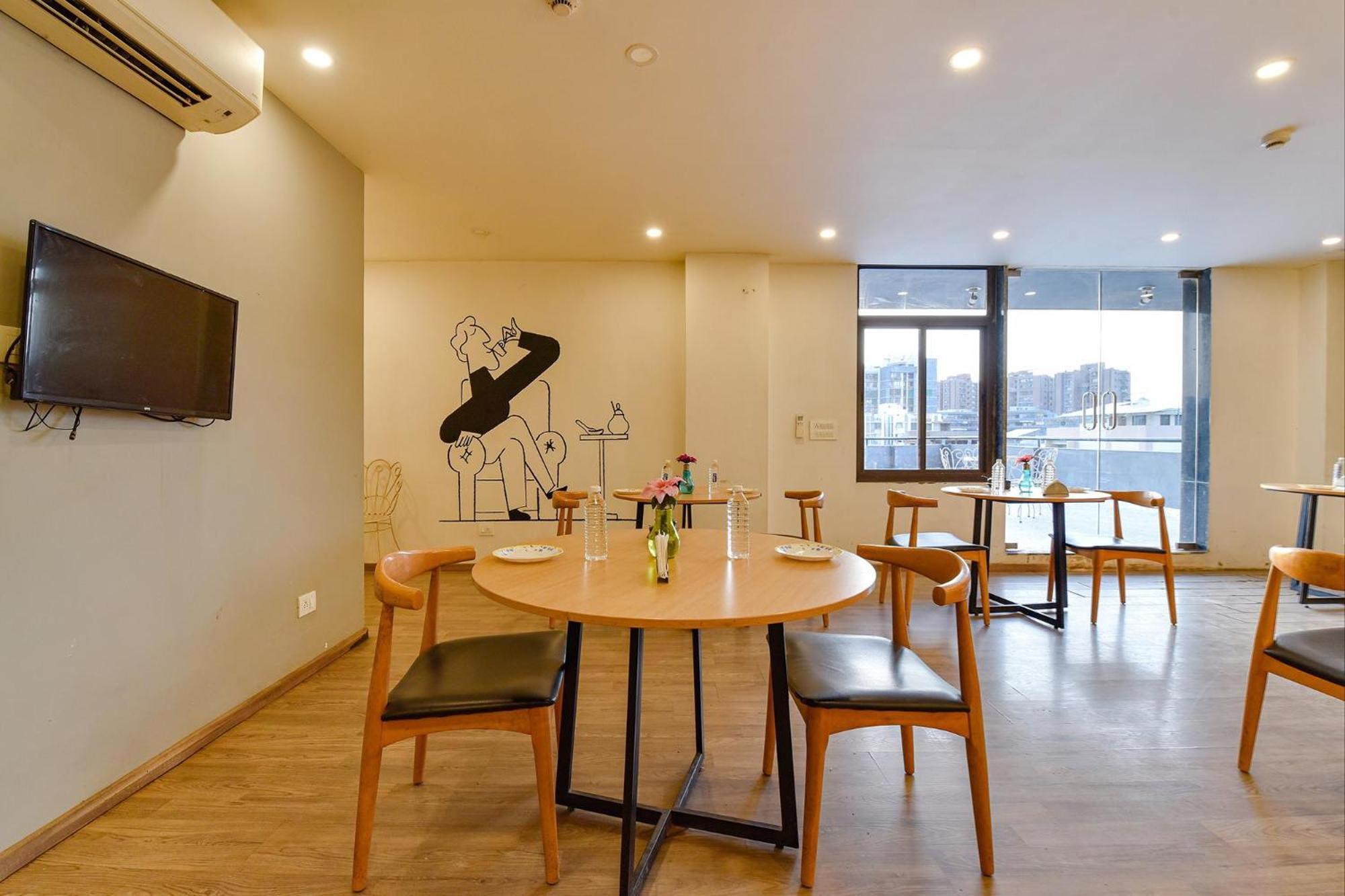 Fabhotel Ny Townhouse Ahmadábád Kültér fotó
