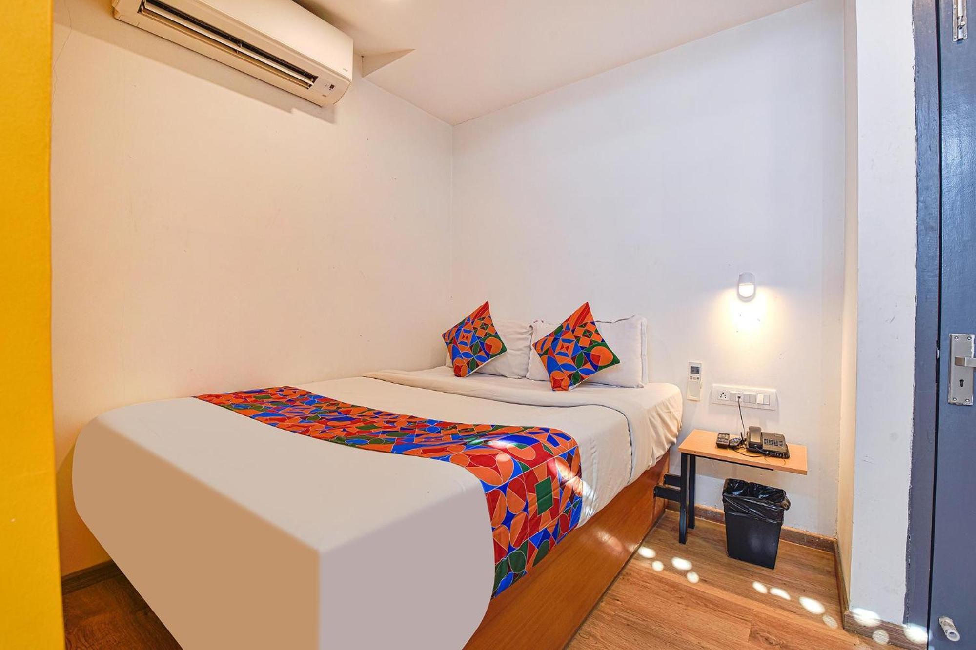Fabhotel Ny Townhouse Ahmadábád Kültér fotó